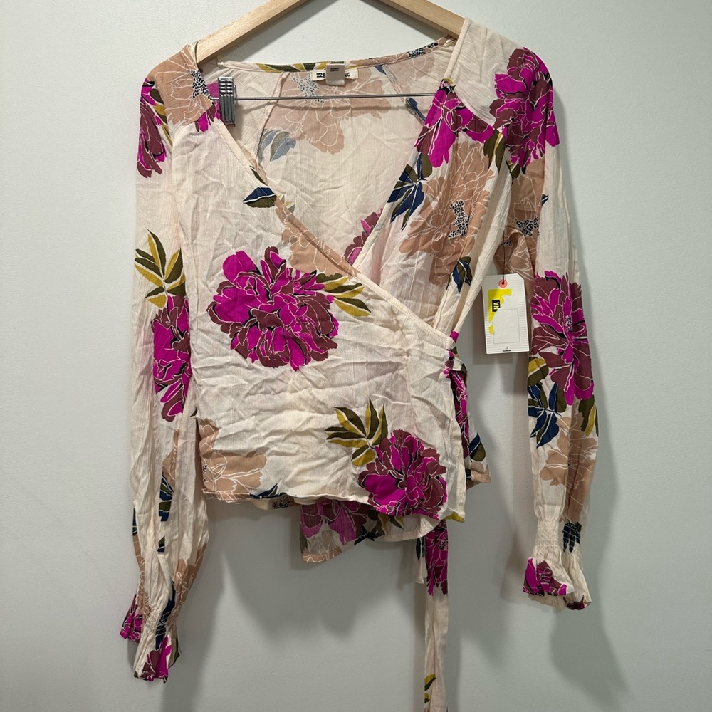 Nwt Billabong Daisy Wrap Top Sz M #B4 - Picture 2 of 5